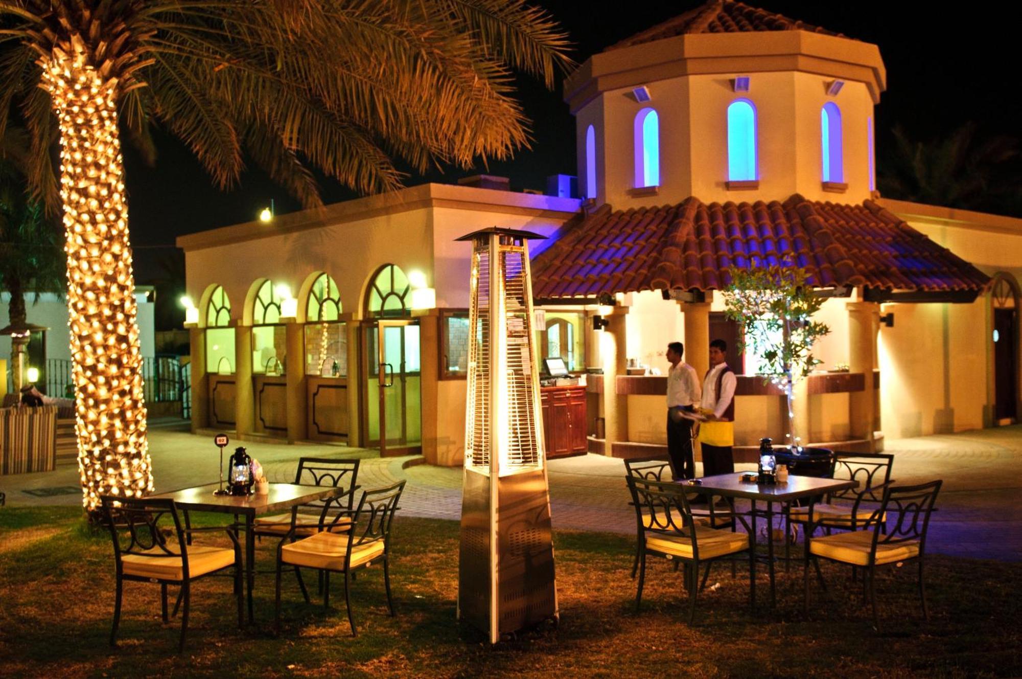 Danat Al Ain Resort Buitenkant foto The Mirage